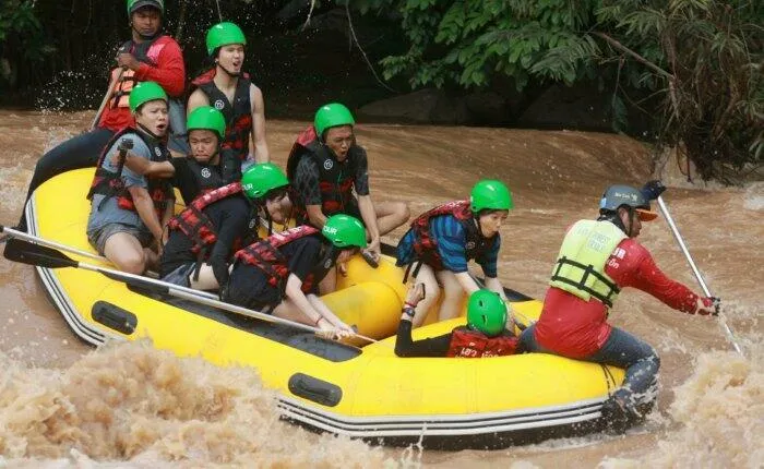 ล่องแก่งลำน้ำเข็ก เฮ้วทัวร์