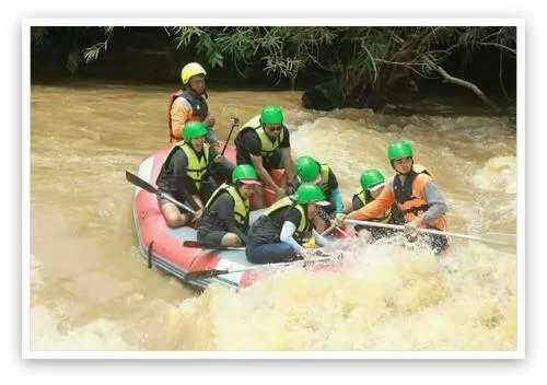 ล่องแก่งลำน้ำเข็ก เฮ้วทัวร์